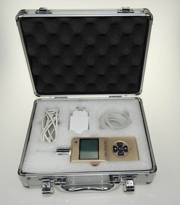 Portable gas detector OC-905